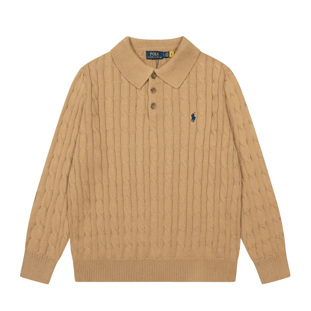 P250 Top quality" Style number: DS862# (not off the shelves all year round) [Ralph Lauren autumn and winter solid color pony embroidery logo knitted POLO lapel sweater] ✅Ralph Lauren Ralph Lauren classic basic lapel POLO same style knitted autumn and winter sweater for men and women ✅Main supplier platform live broadcast Wholesale entity Replenish when out of stock Not off the shelf ✅ZP quality 1:1 version Scan the code to enter the GF website Counter quality ✅Details and quality The only one in Guangzhou Imported high-quality cotton yarn, focusing on high-end, cost-effective, good quality needless to say ✅The version is restored to the original order, the maximum size can be worn up to 190 pounds, loose, comfortable and stress-free ✅The upper body is simple and easy to match, a must-have for men ootd, good-looking clothes are never picky, a must-have recommendation for couples' wardrobes Size: S-XL Color: Black White Gray Khaki Navy Blue White Label Navy Blue Red Label